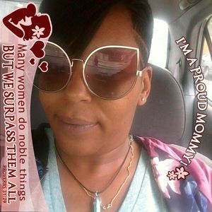 Meet your Posher, Kelly